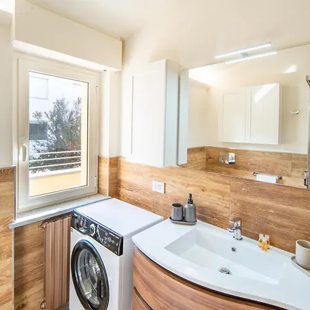 Apartman Della Rovere *